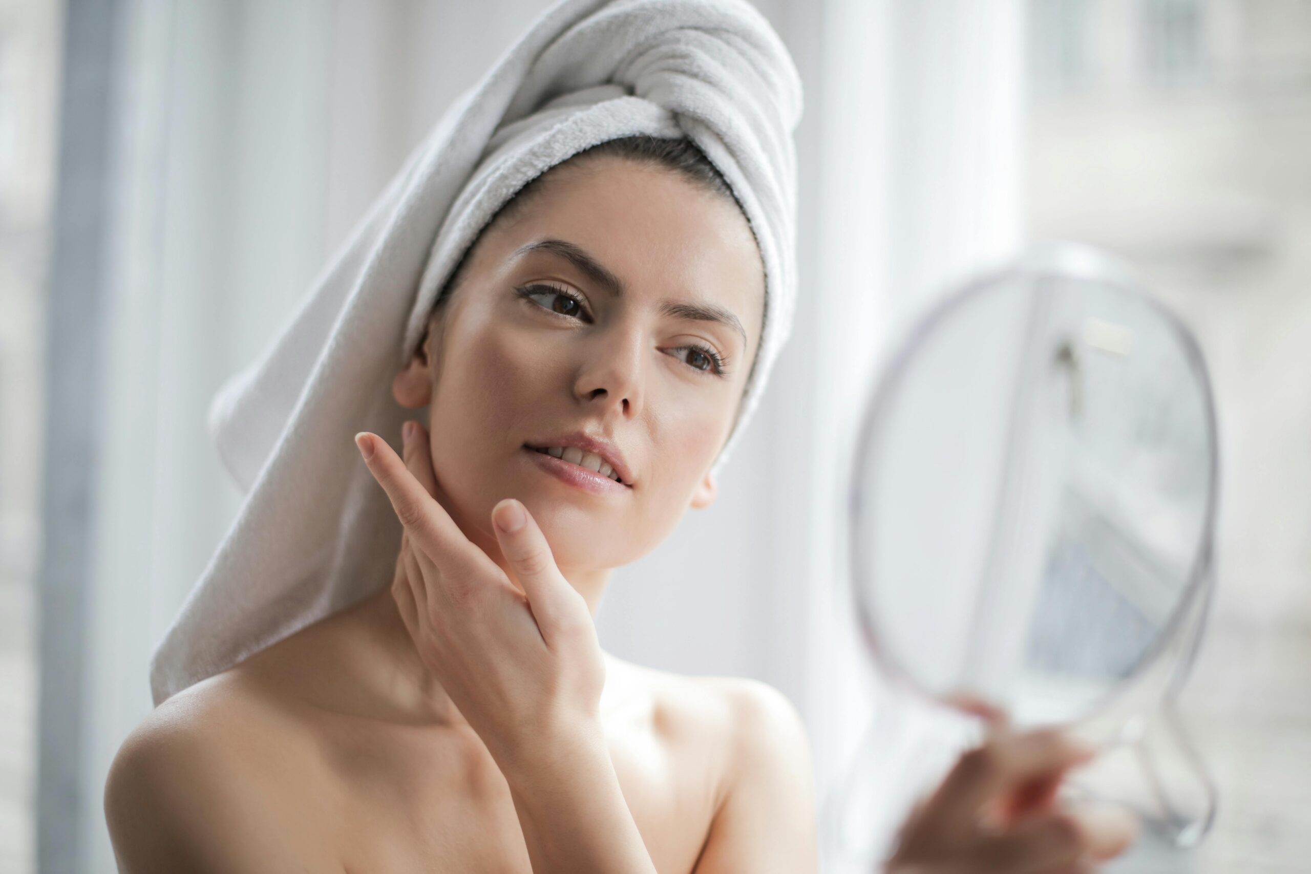 How to Build the Best Skincare Routine for Oily Skin Type